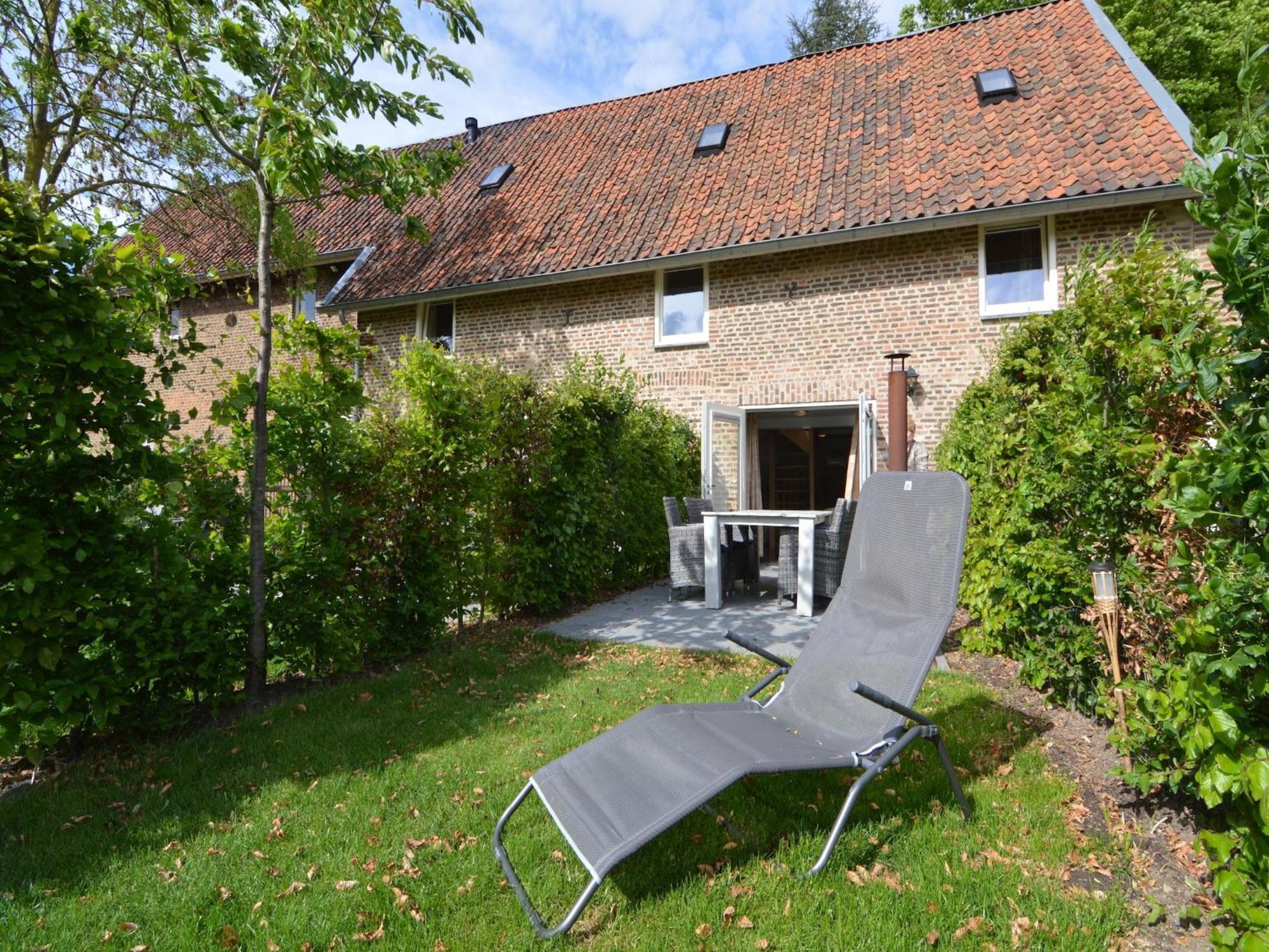 Stunning Holiday Home Near Forest In Slenaken Esterno foto
